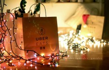 UberEATS12月底前落單聖誕餐逾$300免送餐費